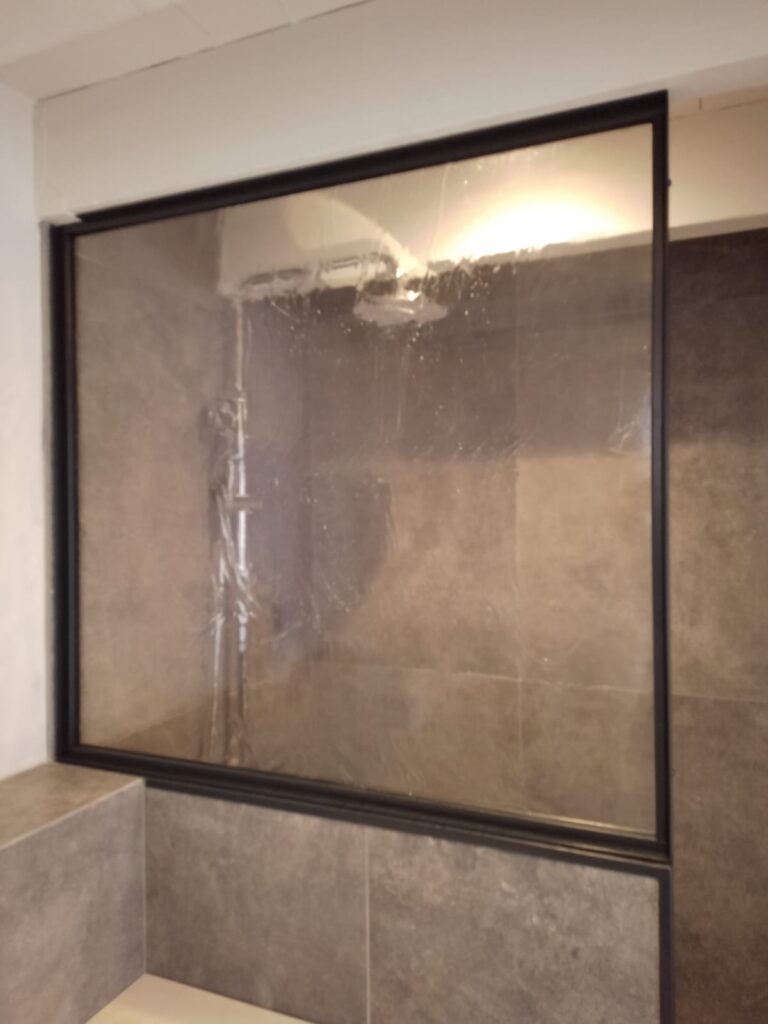 Vitre de douche